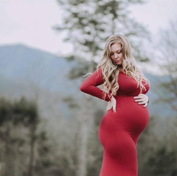 Meet your Posher, Phylicia - Picture 1 of 1